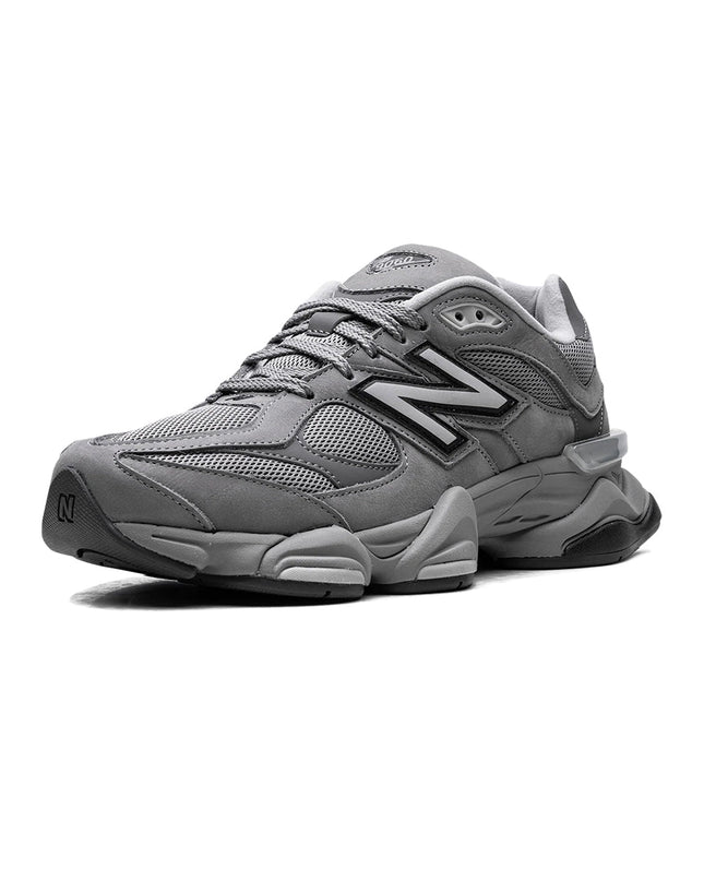 9060 | Shadow Grey