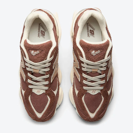 9060 | Timberwolf