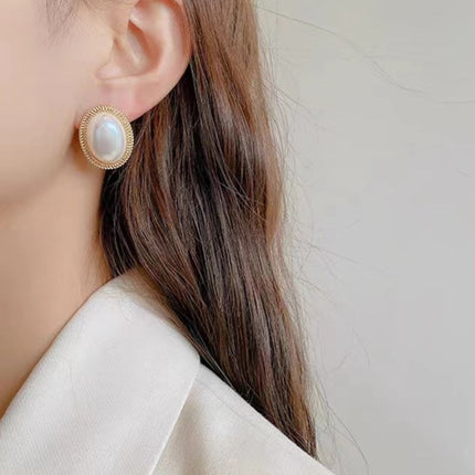 Radiance Oval Pearl Studs