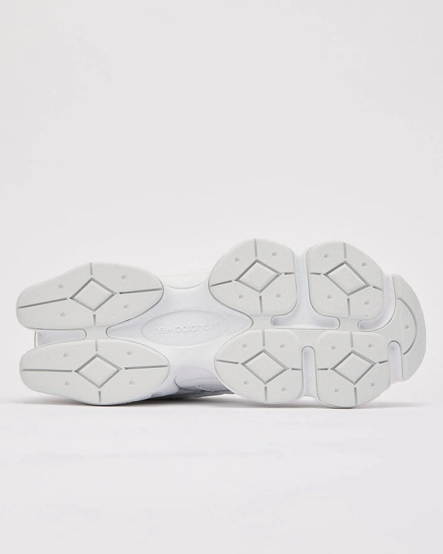 9060 | Triple White